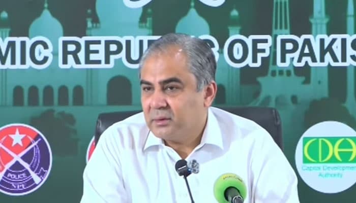 اسلام آباد پر دھاوا بولنے کی کوشش  کرنے والوں  سےسختی سے نمٹا جائے گا،وفاقی وزیر داخلہ