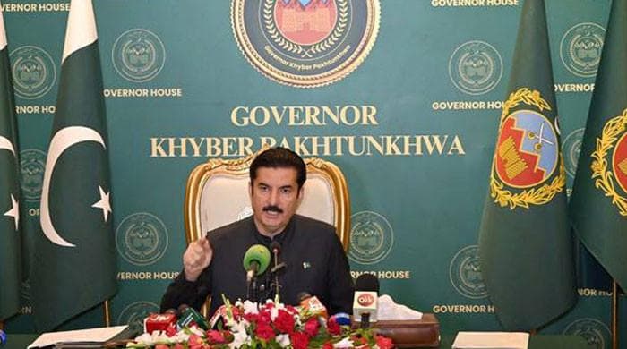 خیبر پختونخوا میں ایمرجنسی اور گورنر راج نافذ، گورنر بطور ایڈمنسٹریٹر ذمہ داریاں سنبھالیں گے