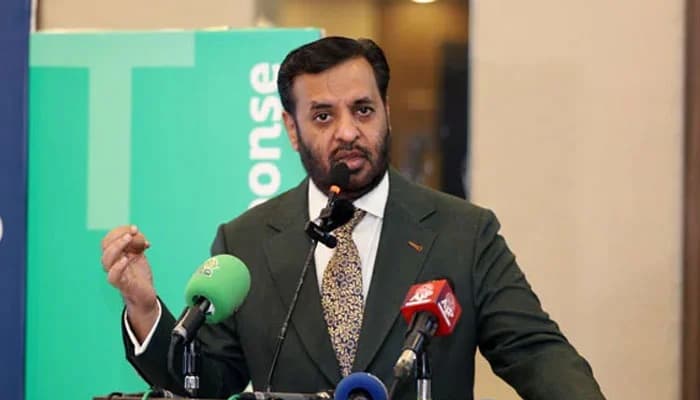 صحت کا نظام تباہ،روزانہ 1300 بچوں کی اموات تشویشناک ہیں،مصطفیٰ کمال