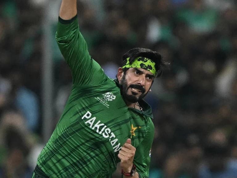 پاکستان کے اسپنرز ہماری ٹیم کو مشکلات میں ڈال سکتے ہیں،بھارتی میڈیا