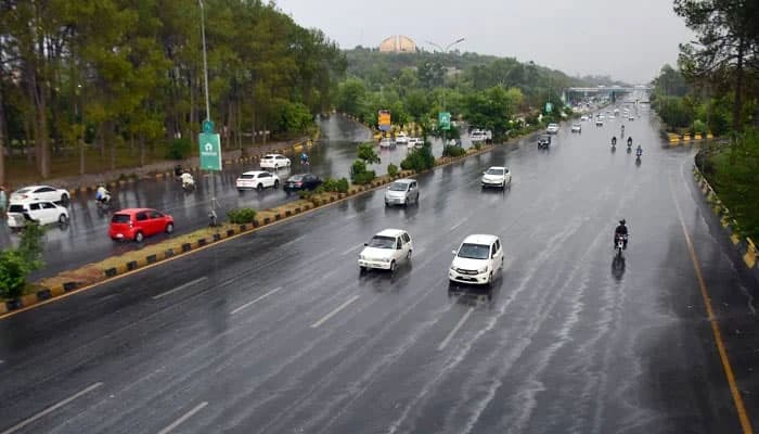 اسلام آباد، پنڈی اور لاہور سمیت پنجاب کے مختلف شہروں میں بارش