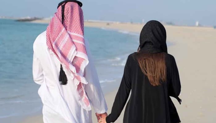 خاتون نے تفریح کیلئےگھر سے باہر نہ لے جانے پر شوہر سے طلاق مانگ لی