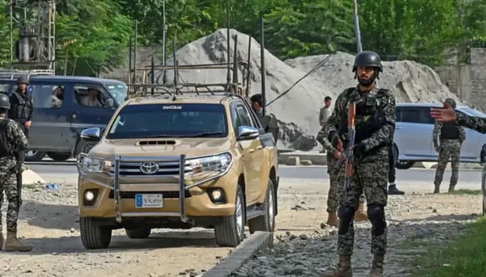 سکیورٹی فورسز کی پختونخوا اور بلوچستان میں کارروائیاں، 11 دہشتگرد ہلاک