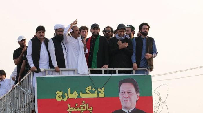 لانگ مارچ کے شرکاء کا کرک کے قریب پڑاو آج کوہاٹ روانگی